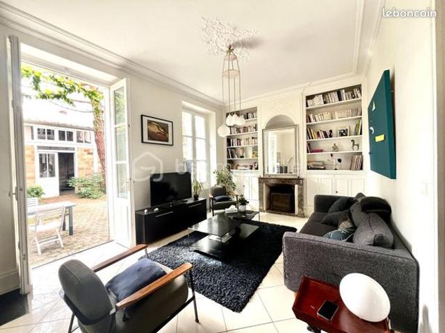 Maison 7 pièces 200 m²