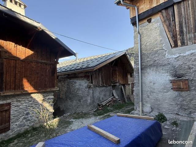 Maison 7 pièces 200 m²