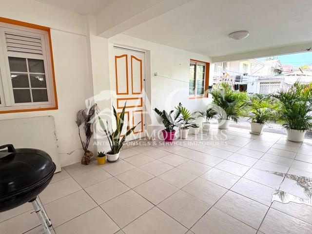 Maison 7 pièces 200 m²