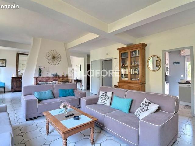 Maison 7 pièces 200 m²