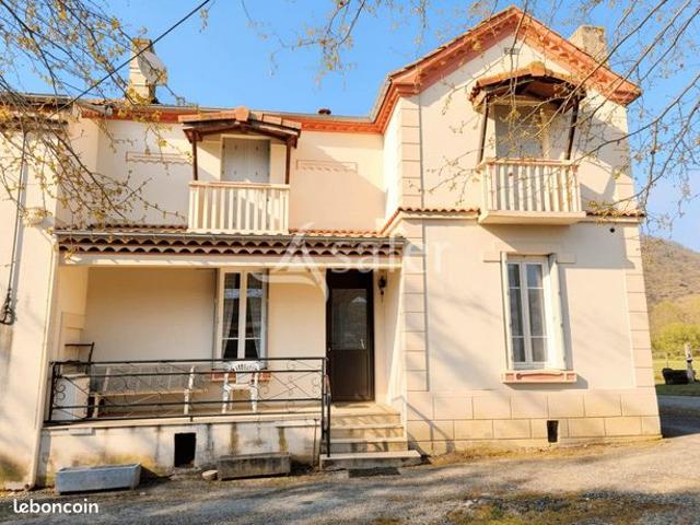 Maison 7 pièces 200 m²