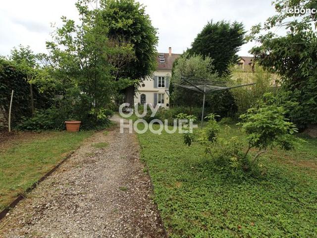 Maison 7 pièces 200 m²