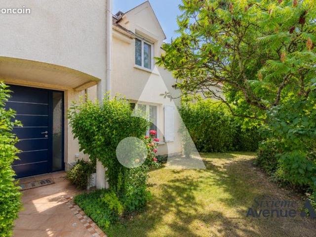 Maison 7 pièces 200 m²