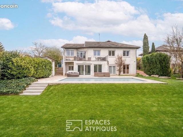 Maison 7 pièces 200 m²