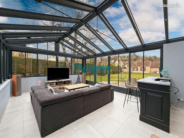Maison 7 pièces 200 m²