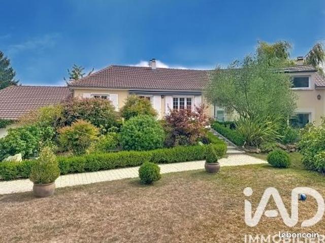 Maison 7 pièces 200 m²
