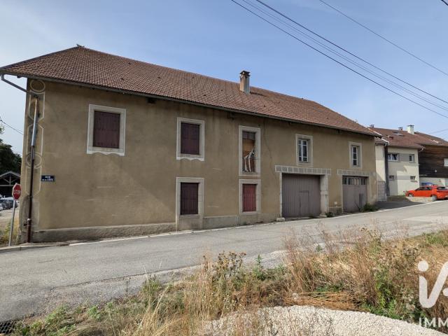 Maison 7 pièces 200 m²