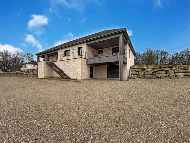 Maison 7 pièces 200 m²
