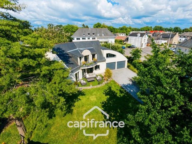 Maison 7 pièces 200 m²