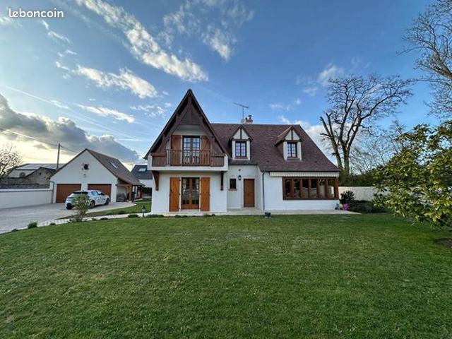 Maison 7 pièces 200 m²