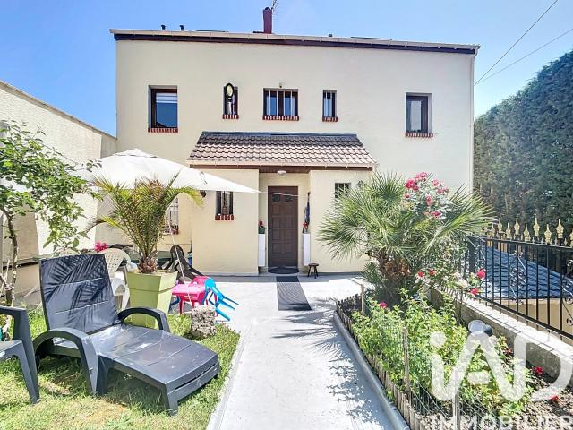Maison 7 pièces 200 m²