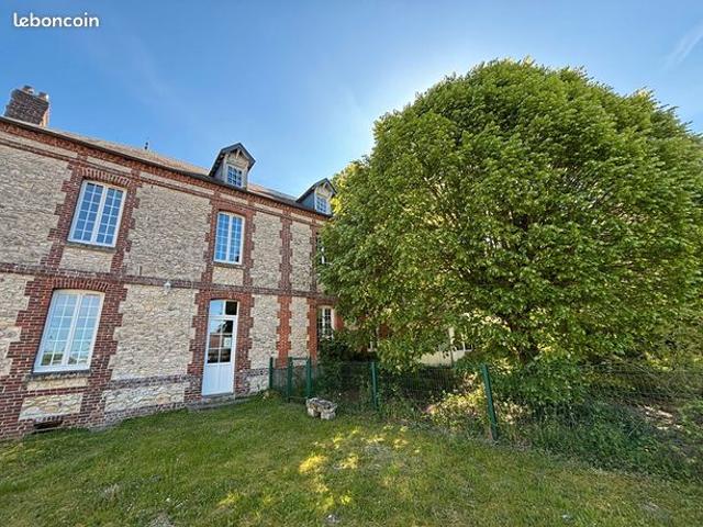 Maison 7 pièces 200 m²