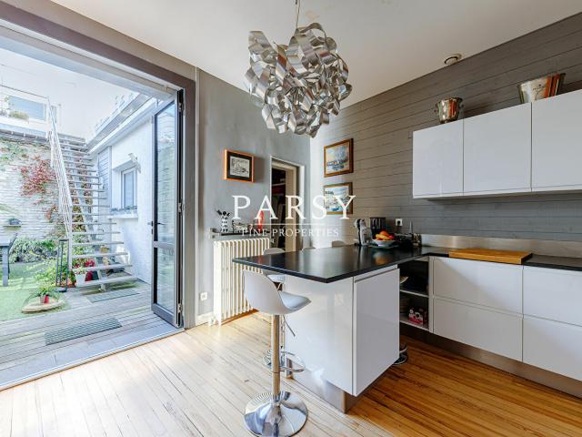Maison 7 pièces 200 m²