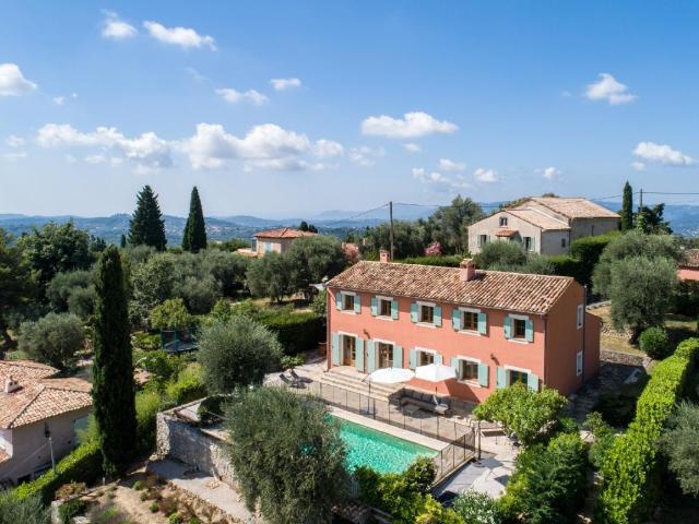 Maison 7 pièces 200 m²