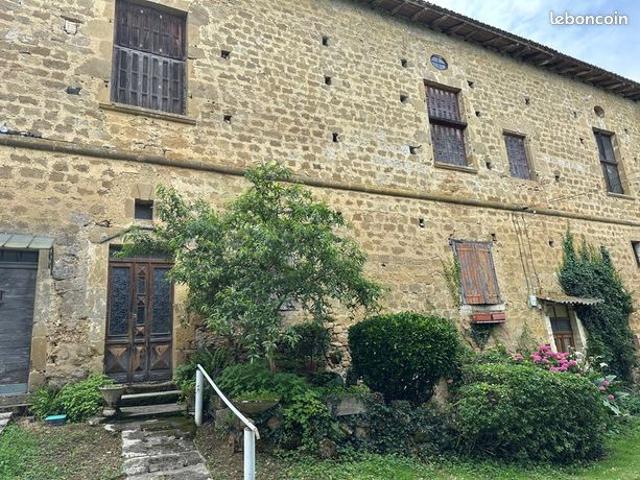 Maison 7 pièces 200 m²