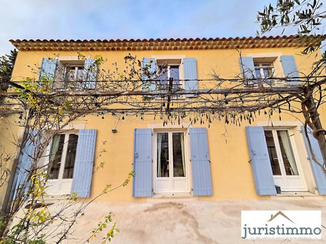 Maison 7 pièces 200 m²