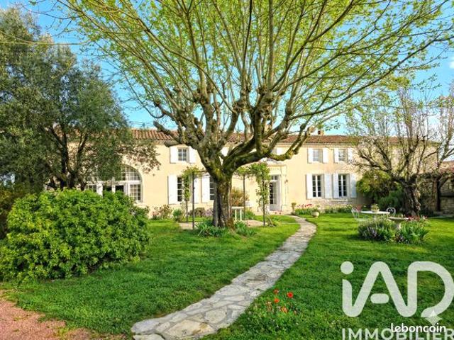 Maison 7 pièces 200 m²
