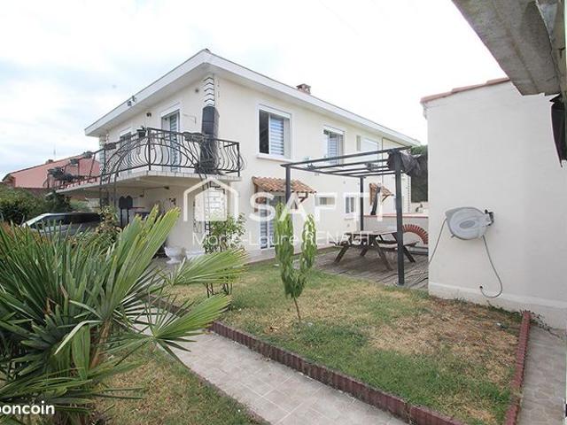 Maison 7 pièces 200 m²