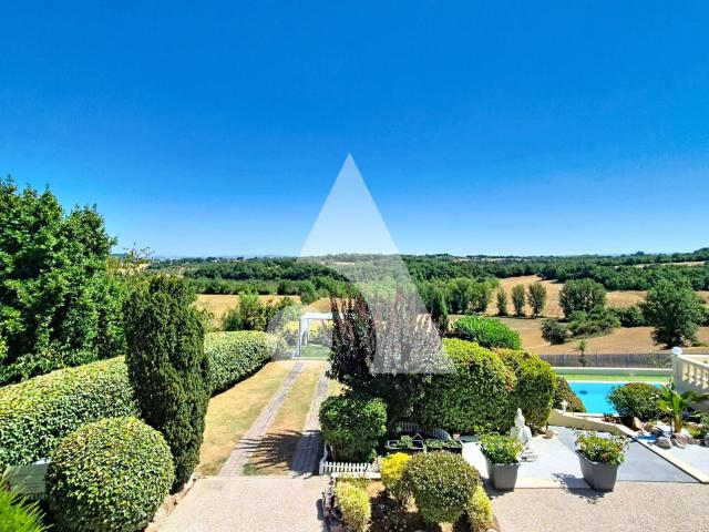 Maison 7 pièces 200 m²