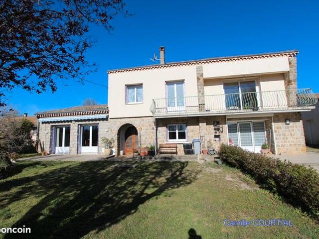 Maison 7 pièces 200 m²