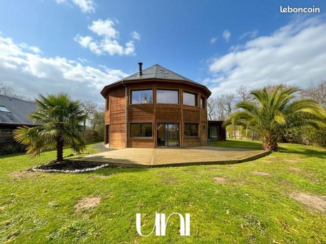 Maison 7 pièces 200 m²