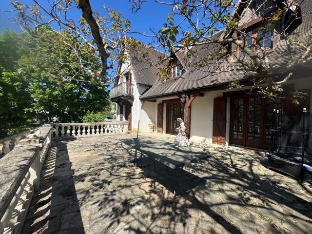 Maison 7 pièces 200 m²