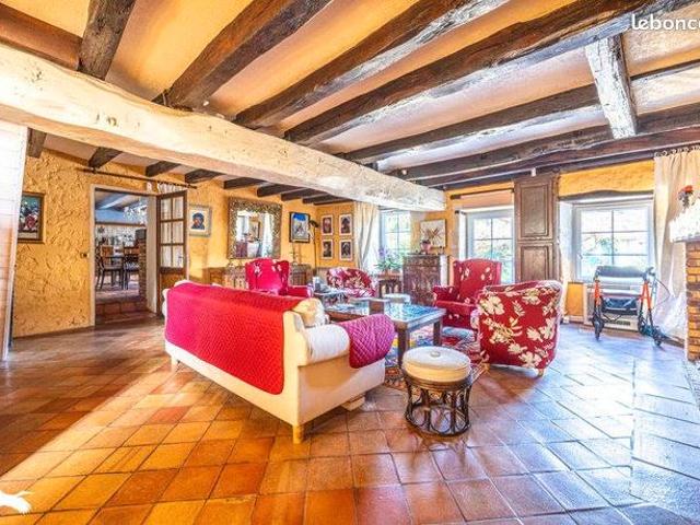 Maison 7 pièces 200 m²