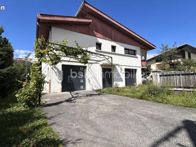 Maison 7 pièces 200 m²