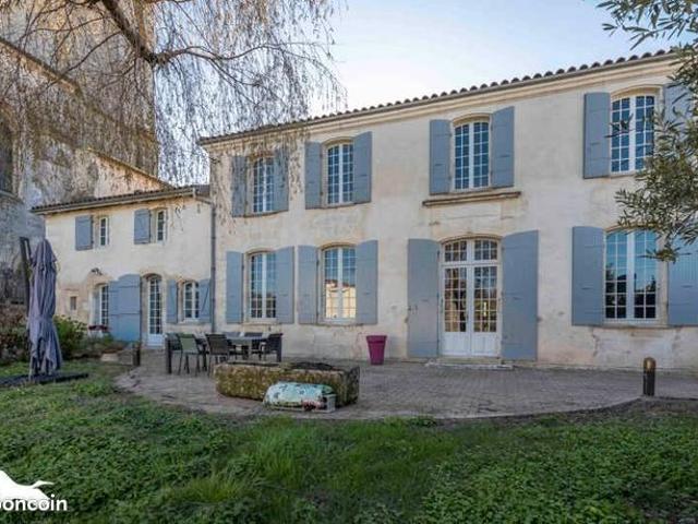Maison 7 pièces 200 m²