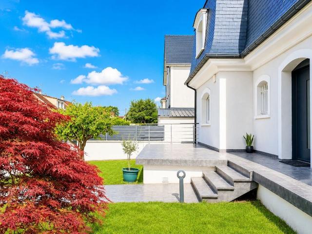 Maison 7 pièces 200 m²