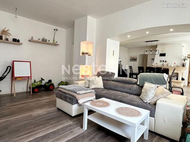 Maison 7 pièces 200 m²