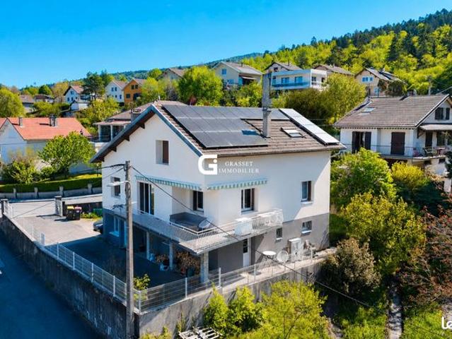 Maison 7 pièces 200 m²