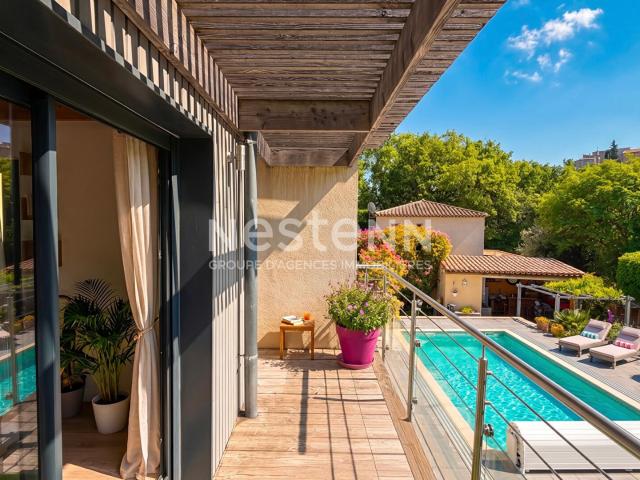 Maison 7 pièces 200 m²