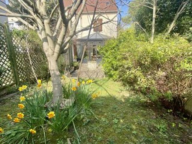 Maison 7 pièces 200 m²