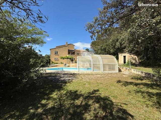 Maison 7 pièces 200 m²