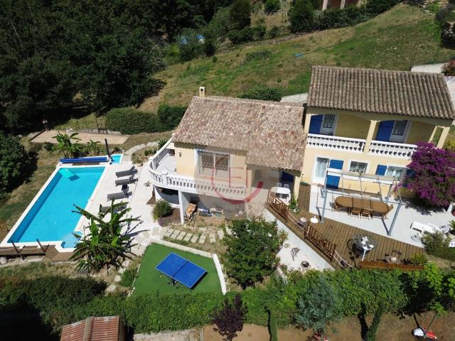 Maison 7 pièces 200 m²