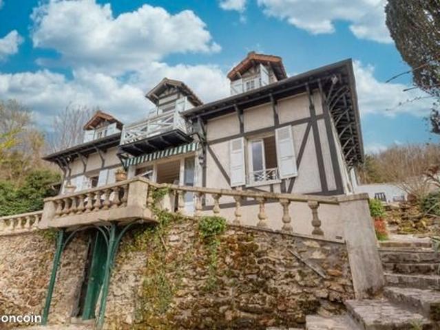 Maison 7 pièces 200 m²