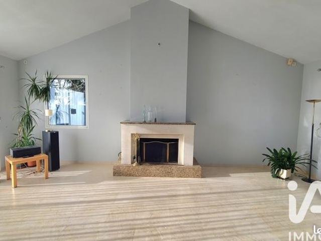 Maison 7 pièces 200 m²