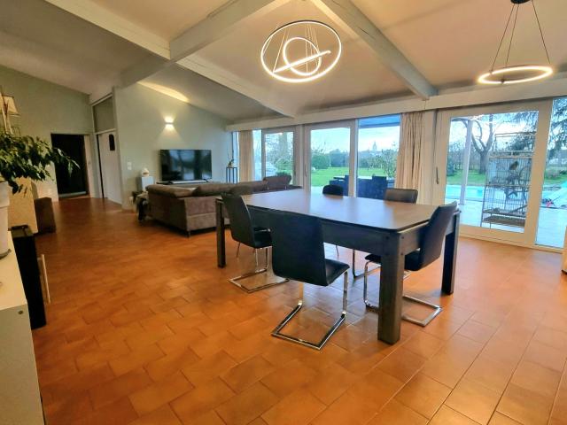 Maison 7 pièces 200 m²