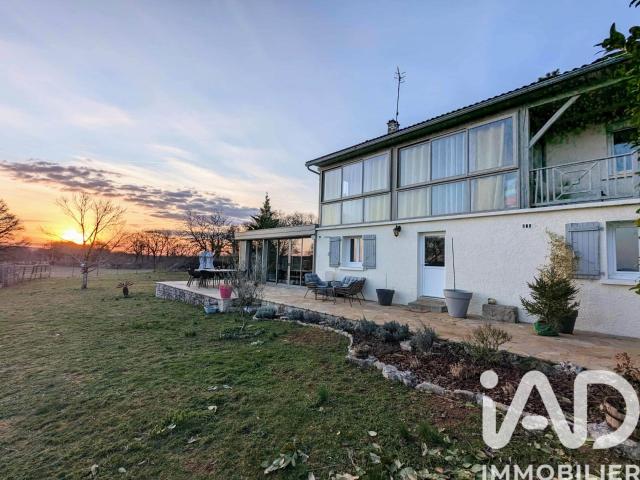 Maison 7 pièces 200 m²