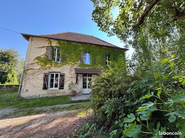 Maison 7 pièces 200 m²