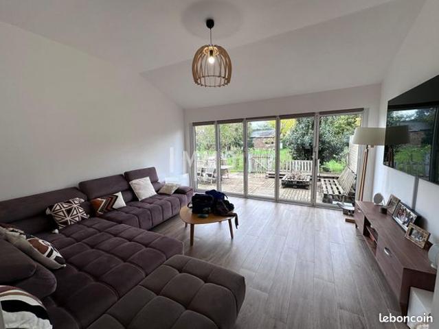 Maison 7 pièces 200 m²