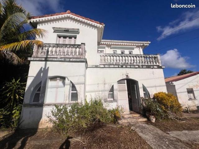 Maison 7 pièces 200 m²