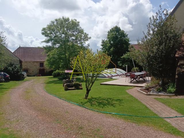 Maison 7 pièces 200 m²