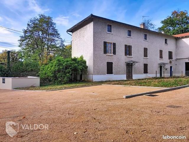 Maison 7 pièces 170 m²