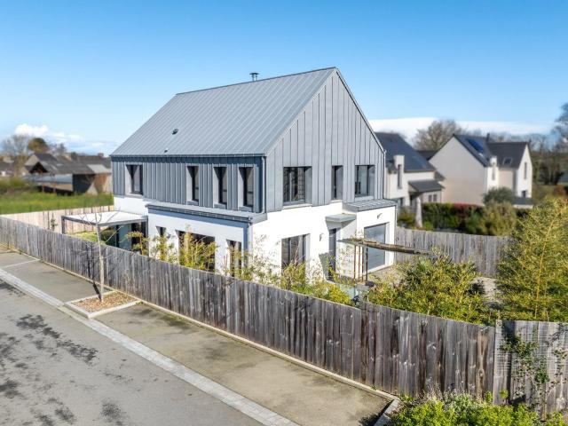 Maison 7 pièces 175 m²