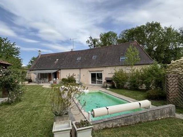 Maison 7 pièces 200 m²