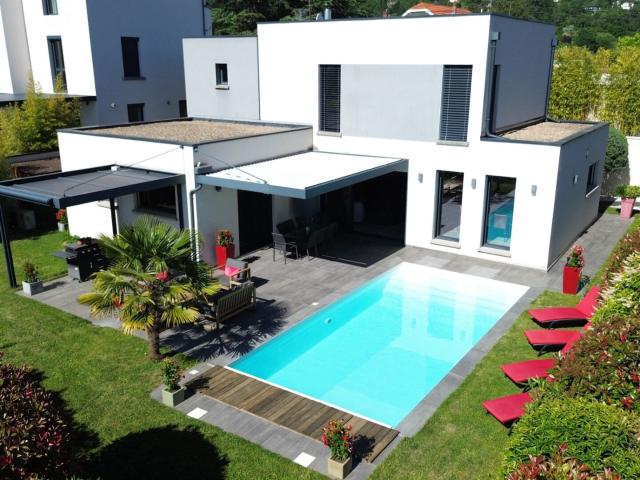 Maison 7 pièces 200 m²