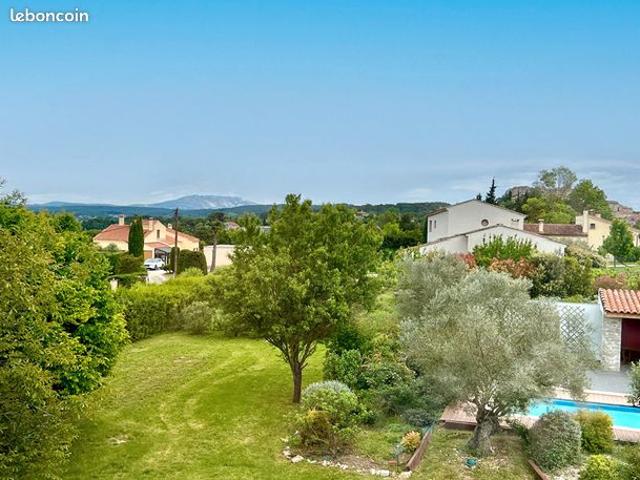 Maison 7 pièces 200 m²