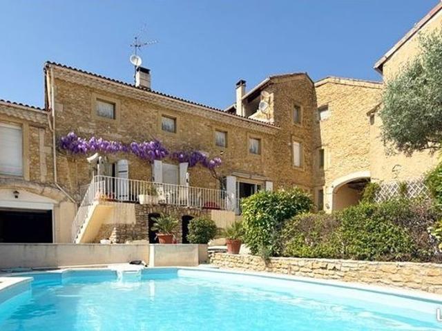 Maison 7 pièces 200 m²